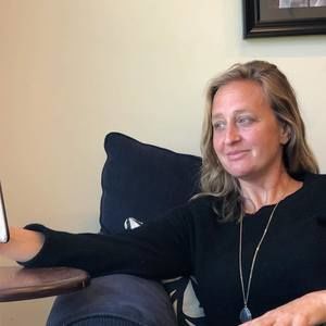 Meet your Posher, Stacey